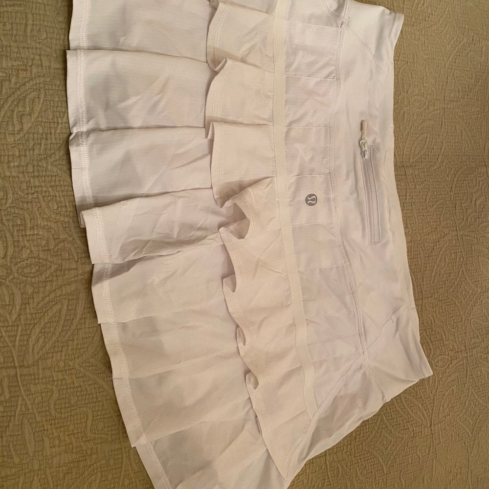 Lululemon back ruffle sport skirt